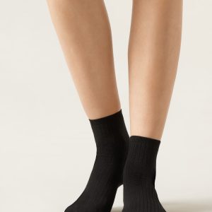Ribbed Short Socks